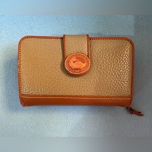 DOONEY & BOURKE Vintage Pebble Grain Leather Continental Clutch Wallet Organizer